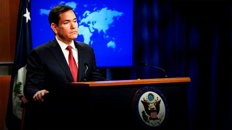 وزير الخارجية الأميركي لـ"الشرق": ندعم حكومة لبنانية قوية.. وترمب يلمح لحرب فنزويلا