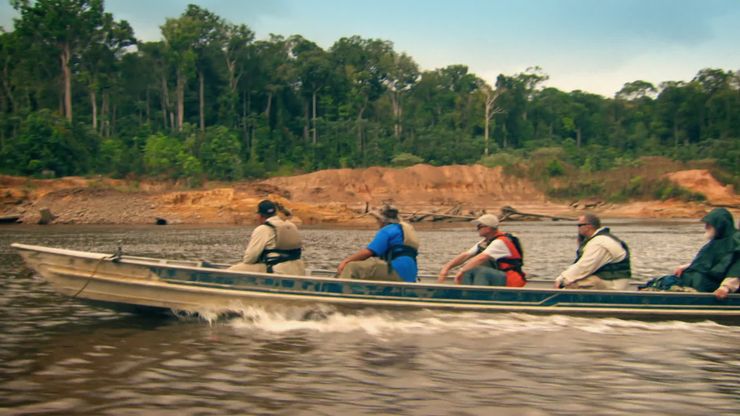 رحلة محفوفة بالمخاطر