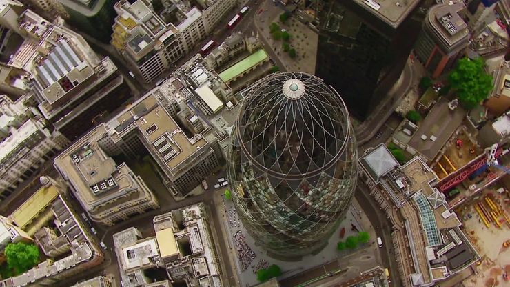 الحدائق العمودية