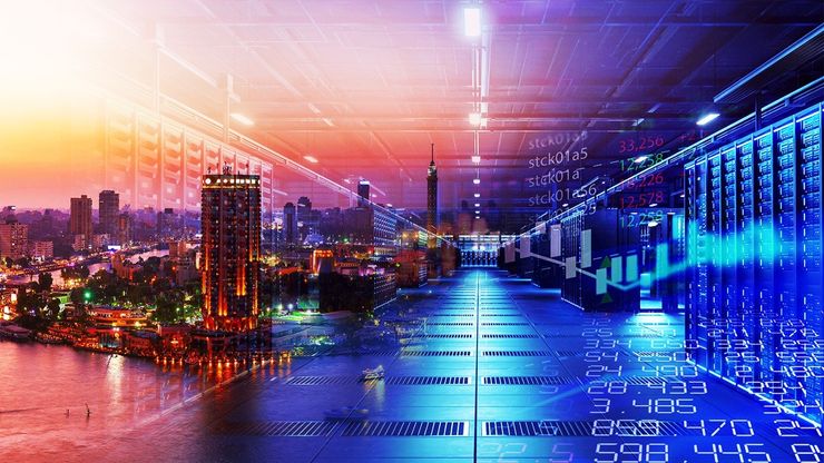 مصر تعزز جاذبيتها الاستثمارية.. الجنيه يتعافى ومراكز البيانات تتوسع
