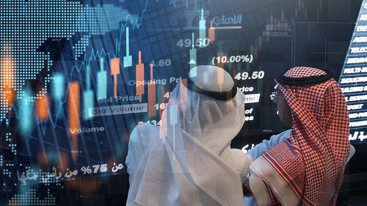 "تاسي" حذر قبل العيد.. و"دار البلد" يقفز 20% والنفط يتراجع