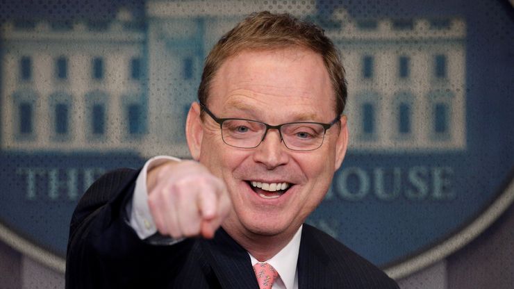 كيفين هاسيت وخريطة ترمب الاقتصادية.. فرص ومخاطر متشابكة