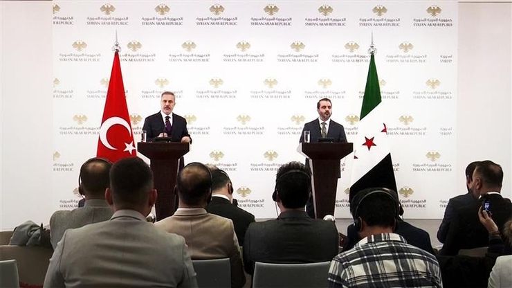 مكافحة داعش وتعزيز الأمن.. رؤية مشتركة بين دمشق وأنقرة