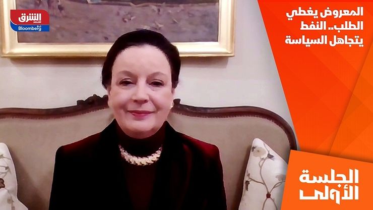 المعروض يغطي الطلب.. النفط يتجاهل السياسة