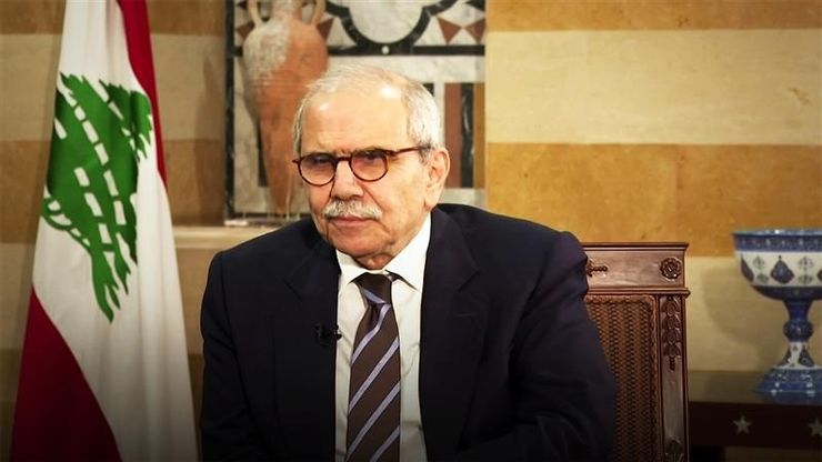 رئيس الحكومة اللبنانية لـ"الشرق": متمسكون بـ"حصر السلاح" وإعادة الإعمار