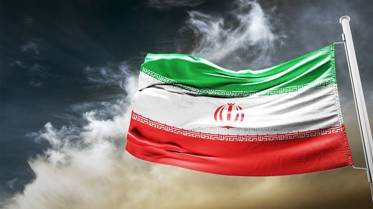 احتجاجات إيران تتسع.. وتصعيد بين الجيش السوري و"قسد" شرق حلب