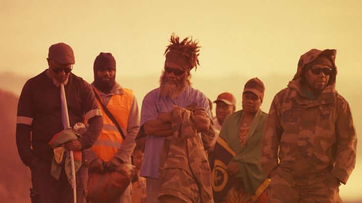 نعيم على نار