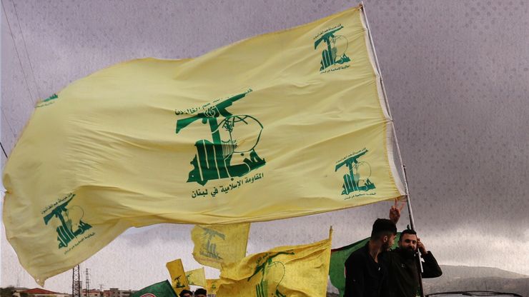 ضغوط خارجية تعيد ملف سلاح حزب الله للواجهة