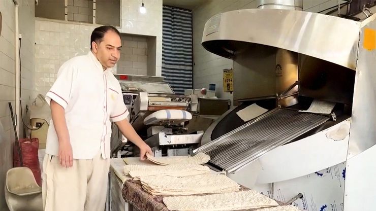 تشغيل المخابز بنظام طوارئ.. خطوة لاحتواء تداعيات الحرب في إيران