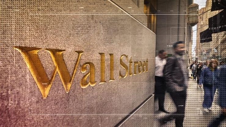 وول ستريت تواصل الصعود بدعم البنوك وتراجع النفط