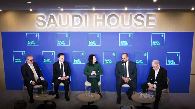 من التنافسية إلى الشراكة.. أوروبا تعيد تموضعها مع السعودية