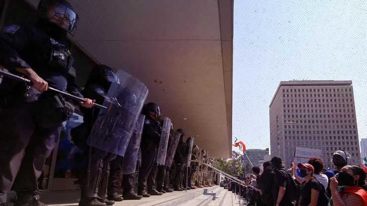 احتجاجات لوس أنجلوس تتسع.. وأبل تراهن على الابتكار