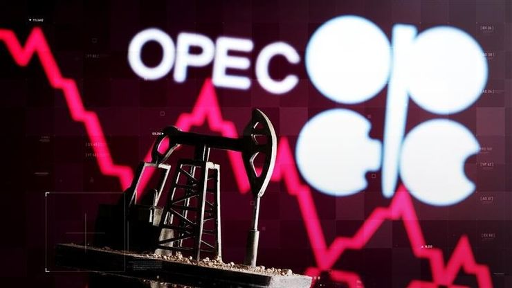 تجميد إنتاج "أوبك+" يدعم النفط.. والأسواق السعودية تبحث عن توازن