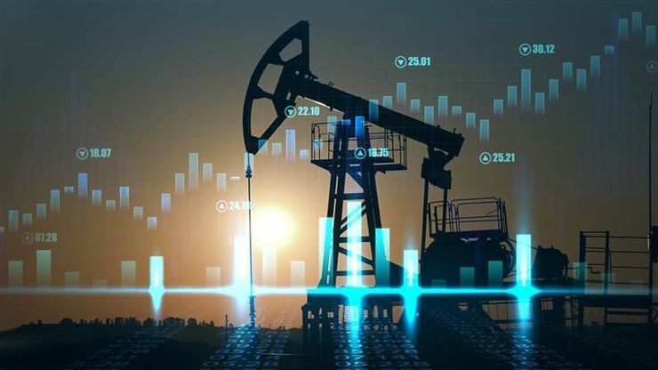 ضغوط قيادية تهبط بمؤشر تاسي.. وتصعيد سياسي يرفع النفط