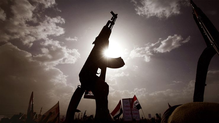 إيران والحوثيون.. تسليح رغم الحظر