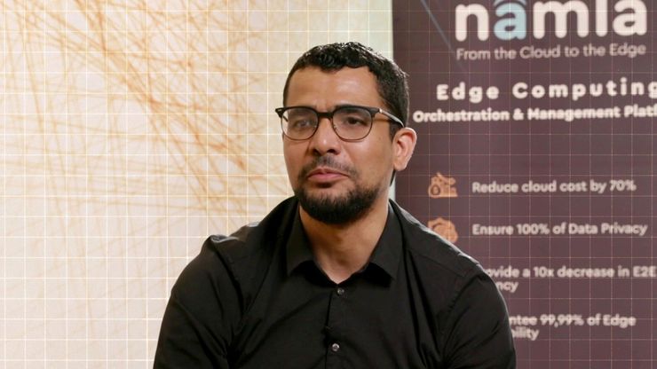 "نملة".. من حلم ثلاثي لشركة ذكاء اصطناعي تغير قواعد اللعبة
