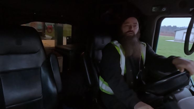 طريق مغلق بالكامل