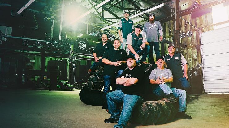 ورشة الديزل.. شاحنات خارقة