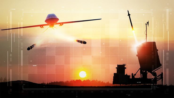 "الدفاع السعودية" تتصدى لمسيرات إيرانية.. والحوثيون يقصفون جنوب إسرائيل