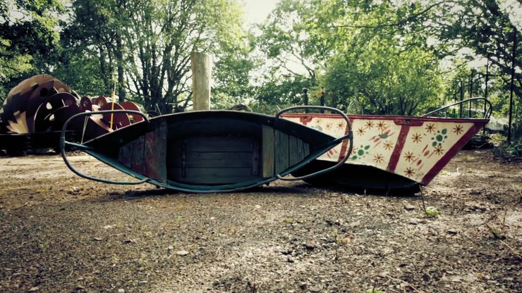 بريق الكنوز الدفينة