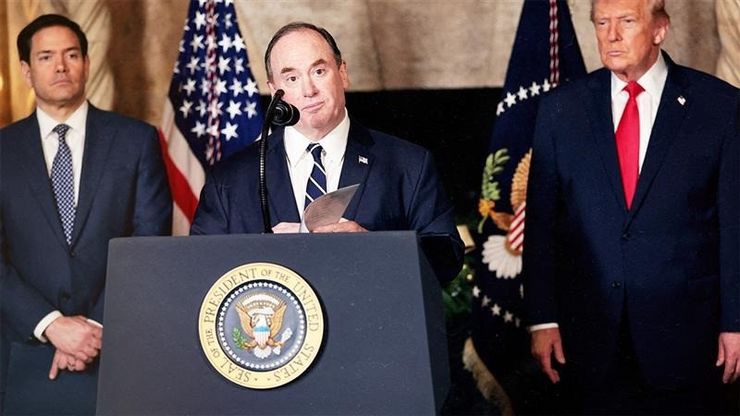 تغييرات في البنتاجون.. لماذا أُقيل وزير البحرية؟