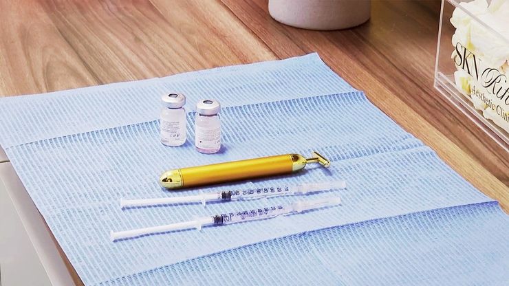 هوس التجميل.. عمليات تتحول لظاهرة اجتماعية في مصر