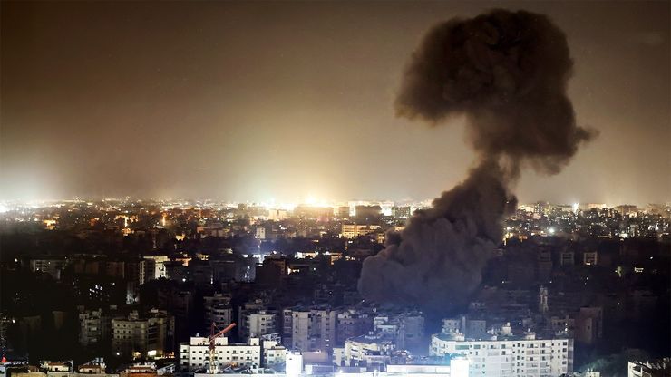 الجيش الأميركي يفقد طائرة غرب العراق.. وغارات إسرائيلية على لبنان