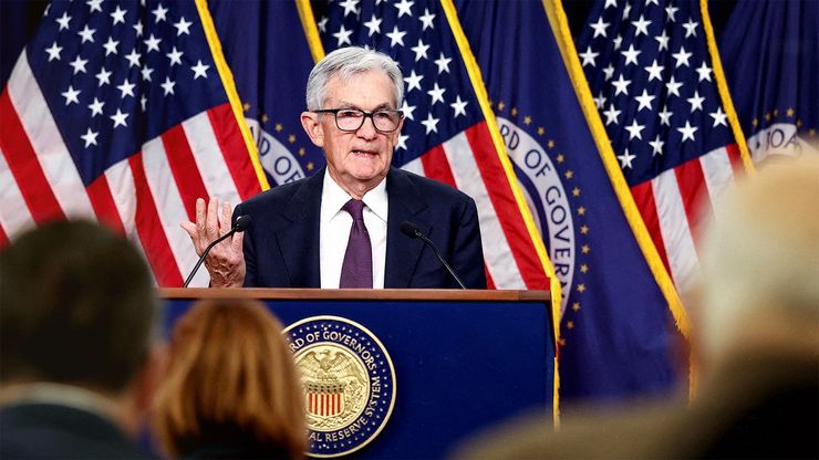 باول: الإبقاء على الفائدة يهدف لدعم سوق العمل ومسار التضخم