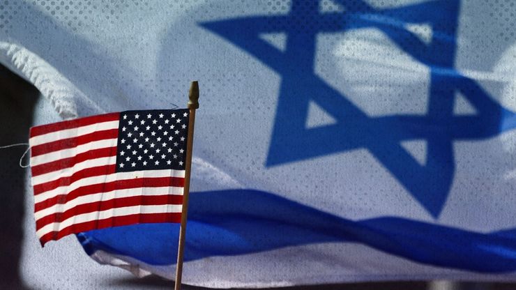 إيران: ضربات أميركا- إسرائيل "خيانة عظمى".. والكرملين يتهم ترمب بـ"الابتزاز النفطي"