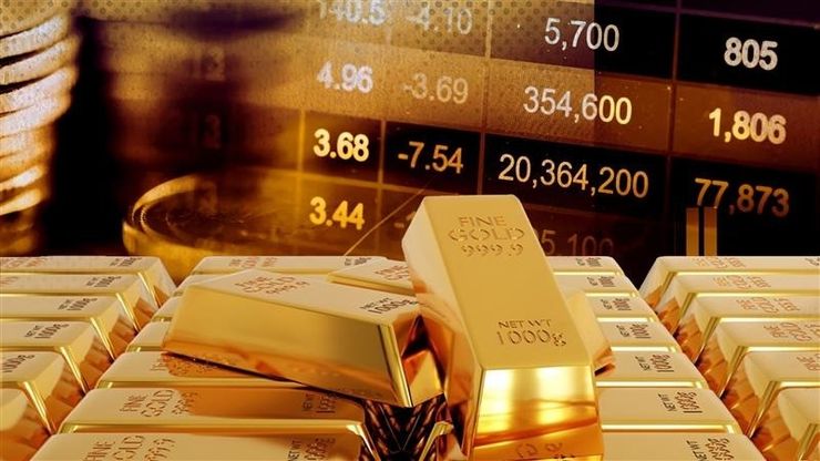 الذهب يواصل تسجيل المكاسب.. والأسواق تترقب عودة البيانات الاقتصادية