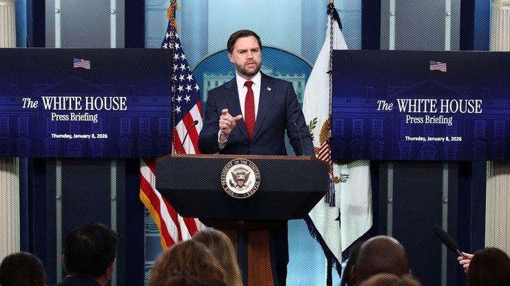 نائب الرئيس الأميركي: نعمل على توفير سلاسل إمداد مستدامة لأميركا وحلفائها