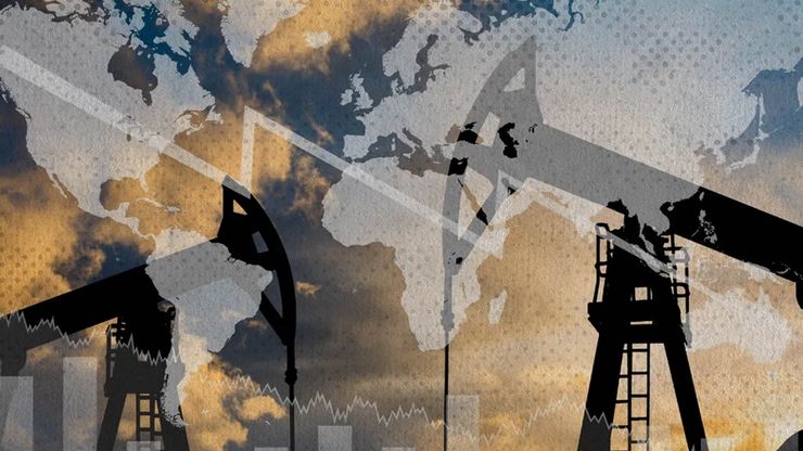 ضغوط على وول ستريت.. وقفزات تاريخية للنفط والفضة