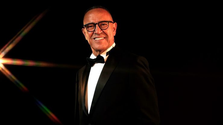 رحلة أشرف عبد الباقي من مسرح الهواة لصناعة نجوم الكوميديا
