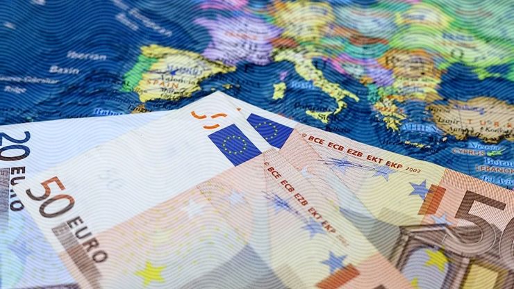 تباطؤ اقتصاد أوروبا مع تراجع مؤشرات الأعمال في مارس