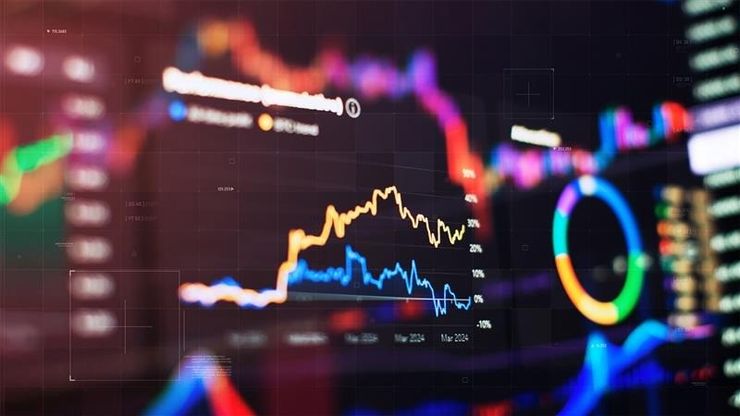 إيجابية الأسهم وتجاهل المخاوف يسيطران على "الافتتاحية".. وترمب يهدد برسوم جديدة