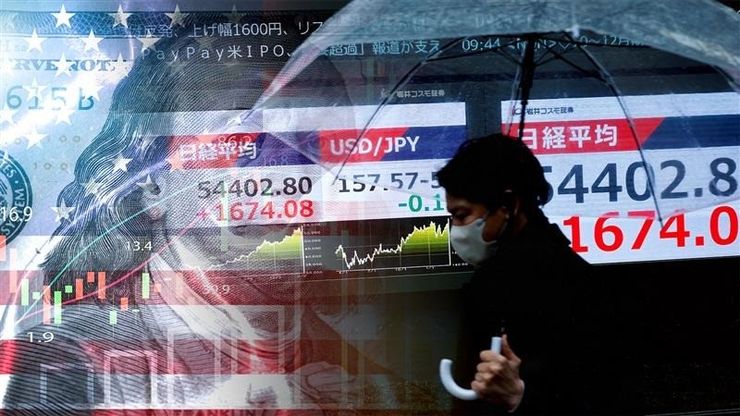 أسواق آسيا تواجه تداعيات حرب الشرق الأوسط.. والدولار يرتفع كملاذ آمن