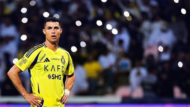 كريستيانو رونالدو يعود مع النصر.. وجماهير مانشستر يونايتد تحتج