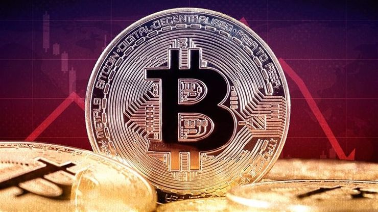 الملاذات الآمنة في الواجهة.. الذهب يرتد وبتكوين تتراجع