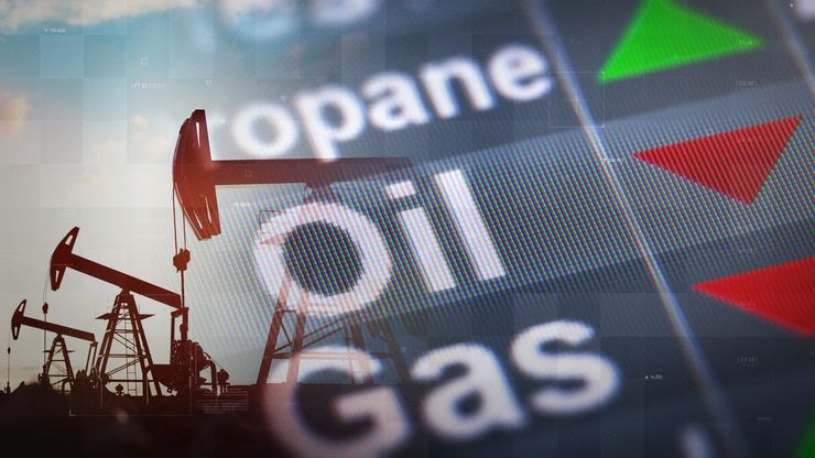البورصة المصرية تتراجع.. وبرنت دون مستويات 66 دولارا
