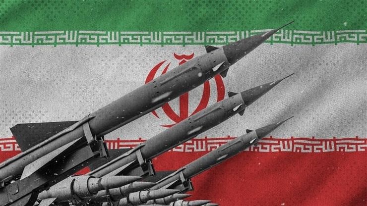 إيران تسرع برامجها الصاروخية.. وغزة تحت القصف رغم الهدنة