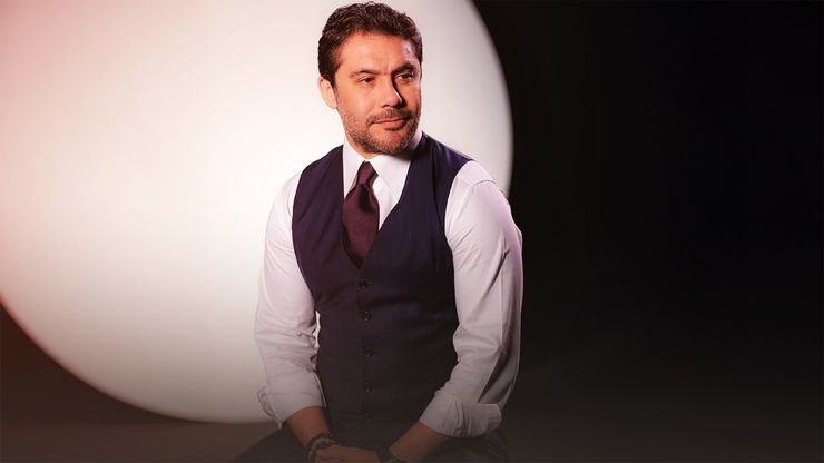 مسيرة أحمد حسن بين الملاعب المحلية والأوروبية
