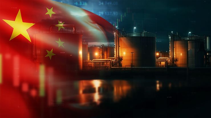 الصين تزيد مخزونات النفط.. وترمب يعلن قرب اتفاق ينهي الحرب في أوكرانيا