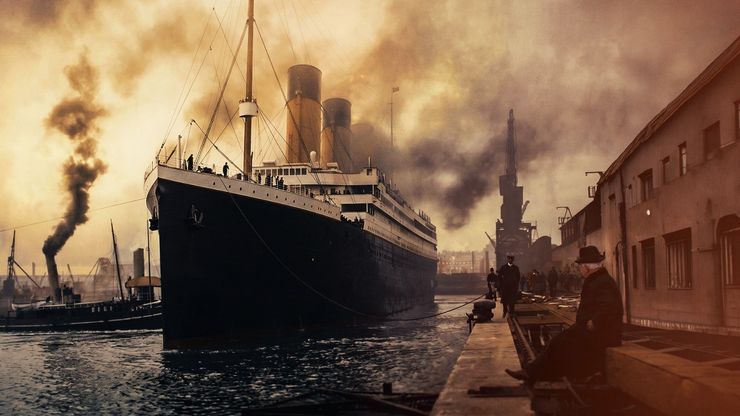 تيتانيك بالألوان