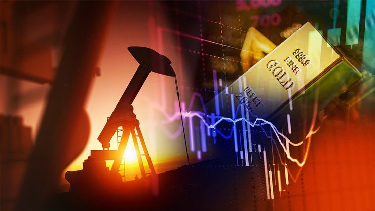 النفط يتراجع بعد مكاسب.. والذهب يهبط دون 4400 دولار للأونصة