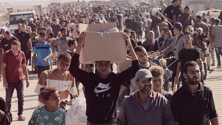"إغاثة غزة" الأميركية تسقط في أول اختبار.. و"اللعب بالنار" يهدد علاقة ترمب وبوتين