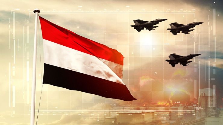 "دعم الشرعية" يستهدف مواقع عسكرية حوثية.. وطوارئ أوروبية لمحاصرة الحرائق