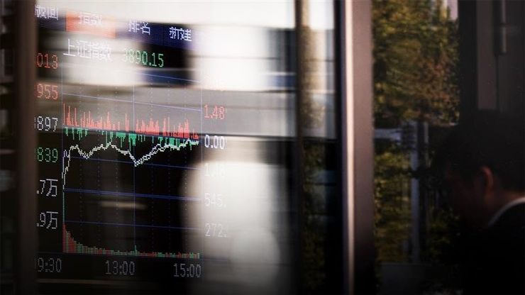 أسواق آسيا ترتفع بعد خفض الفائدة.. والدولار يسجل أكبر تراجع