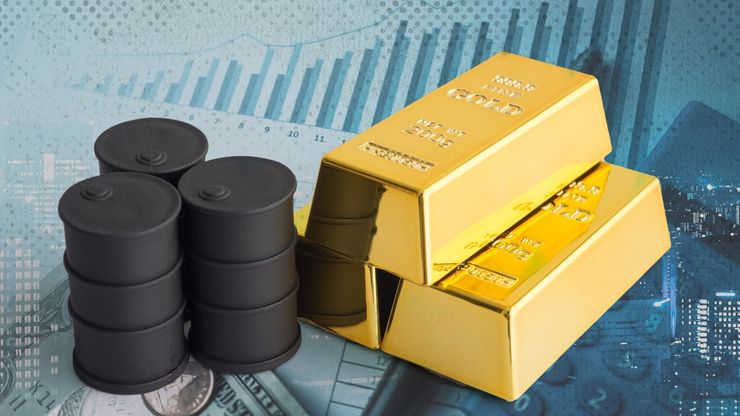 "الشيوخ" يمهد لإنهاء أطول إغلاق حكومي بأميركا.. والنفط والذهب يصعدان