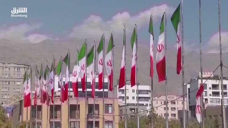 أميركا تحاصر إيران اقتصاديا.. وآلاف المفقودين بسبب فيضانات نيبال