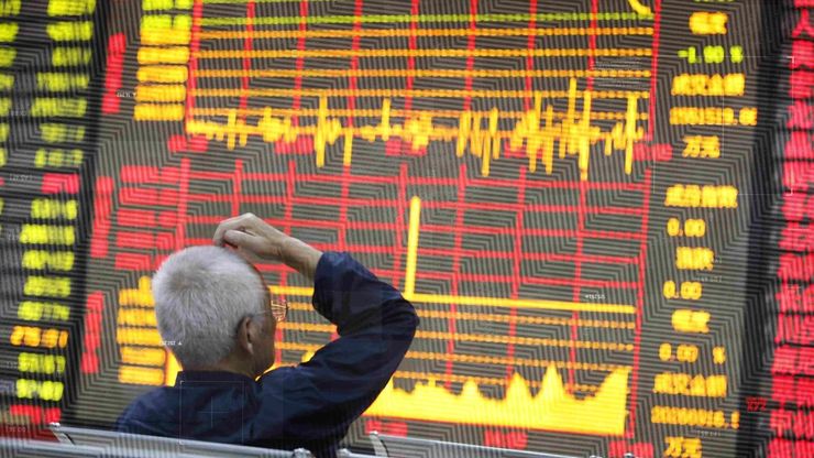 النفط يعمق تراجعاته.. والبورصة المصرية إلى مستويات قياسية